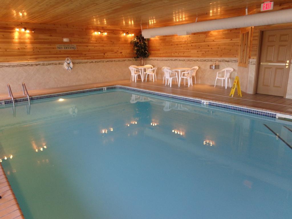 Country Inn & Suites By Radisson, Forest Lake, Mn Εξωτερικό φωτογραφία