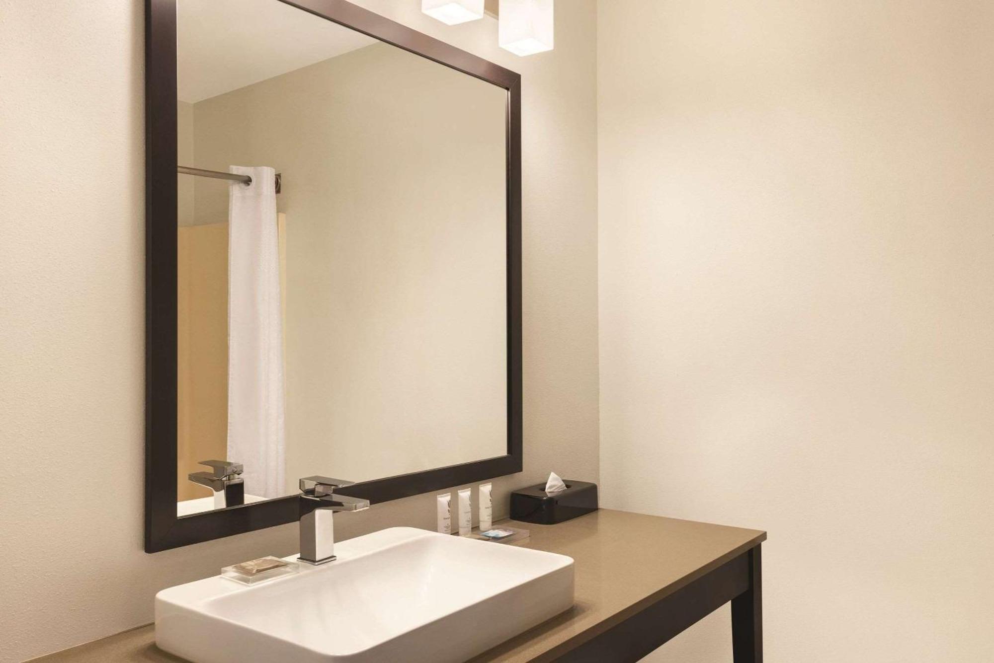 Country Inn & Suites By Radisson, Forest Lake, Mn Εξωτερικό φωτογραφία