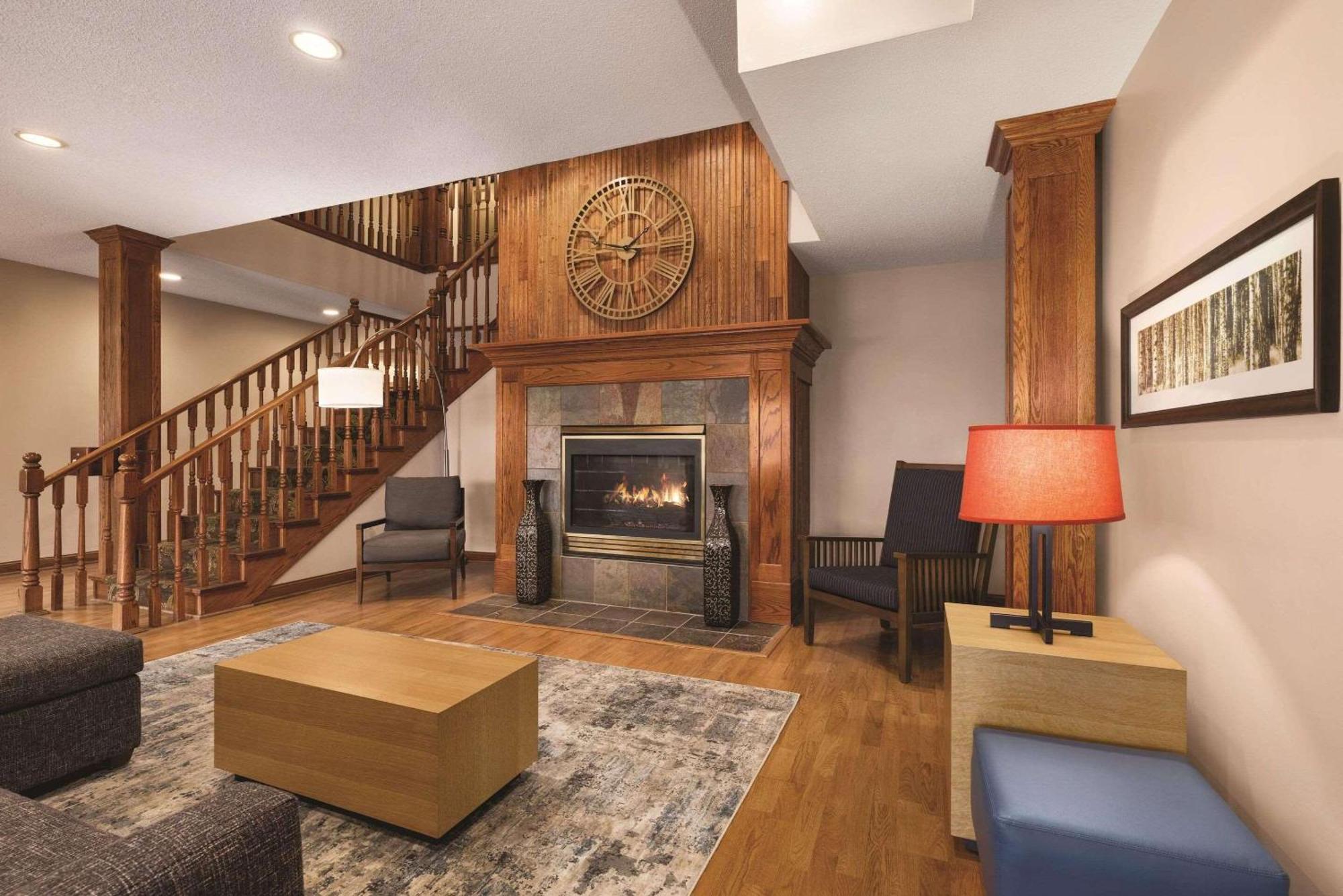 Country Inn & Suites By Radisson, Forest Lake, Mn Εξωτερικό φωτογραφία
